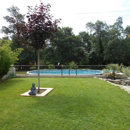 Chez Lulu Hotel Saint-Saturnin-d'Apt Exterior foto